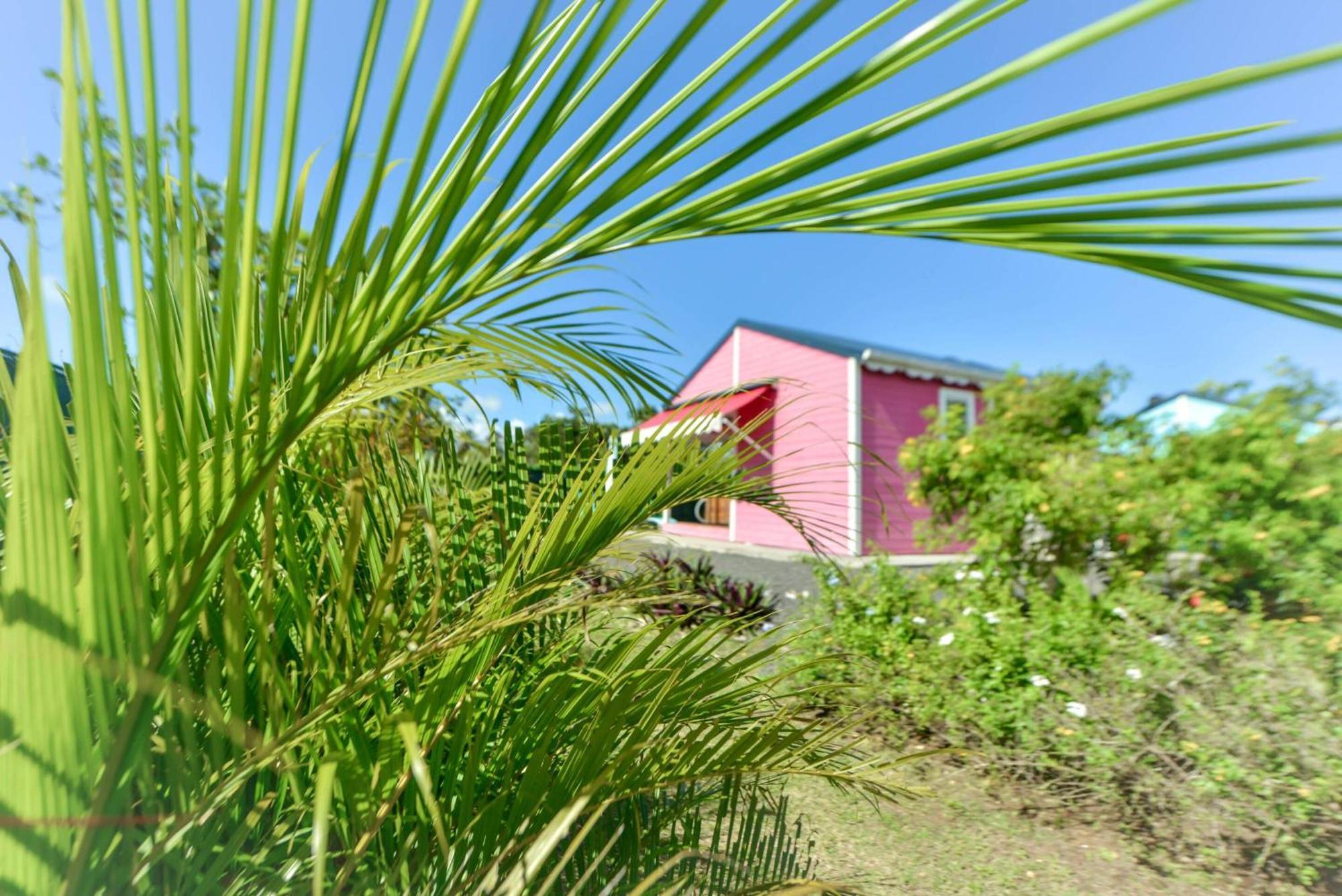 Les Jardins De Chantilly -Bungalows 4 Etoiles Avec Jardins Et Piscines Privees เบย์-มาโอลต์ ห้อง รูปภาพ